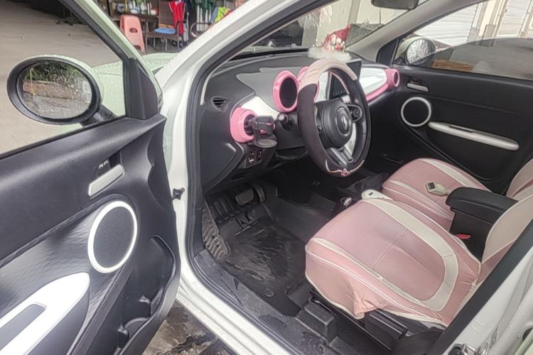 Used ORA Black Cat 2022 301km "Cute Pet" Version – Lithium Iron Phosphate Driver Seat