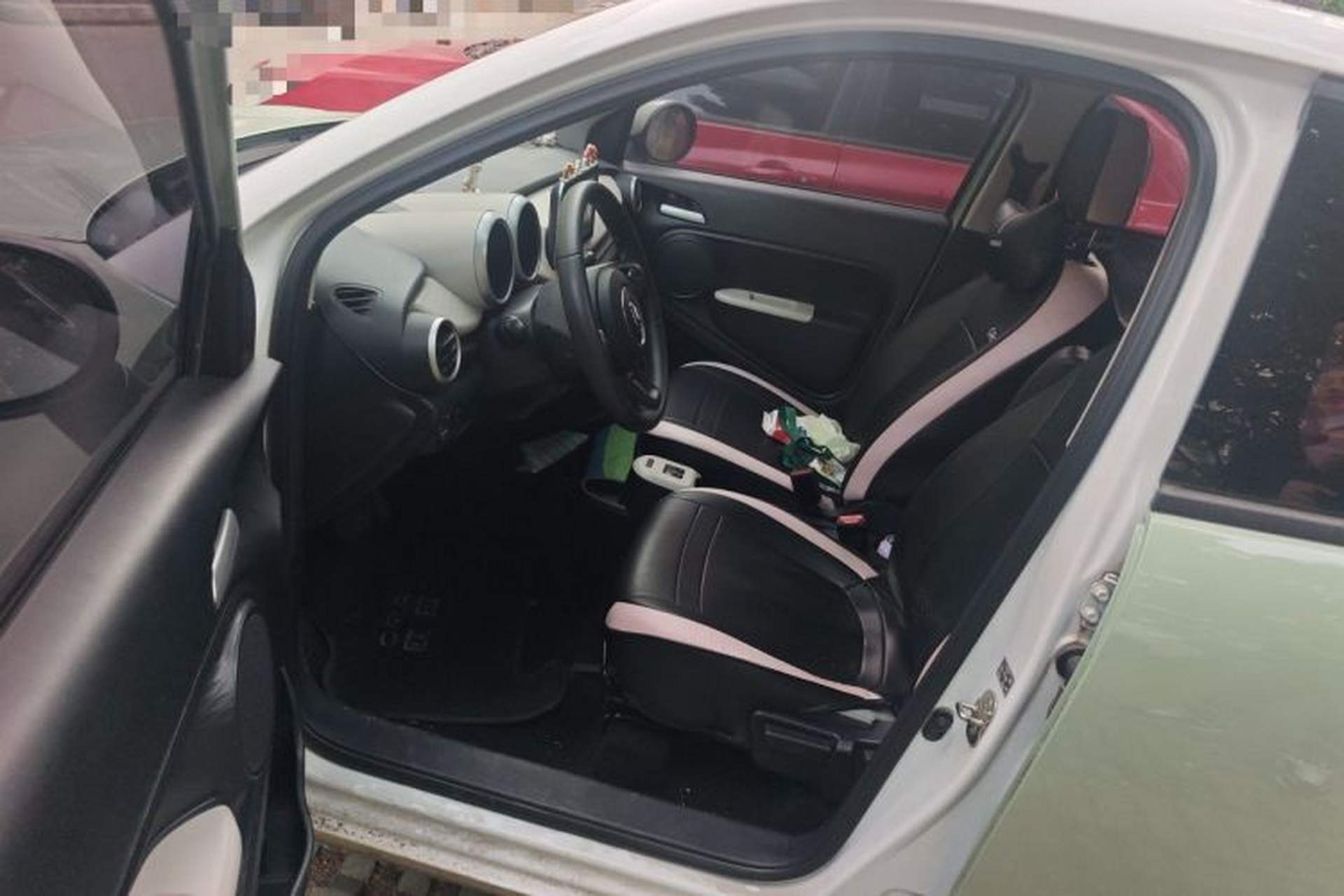 Used ORA Black Cat 2022 Updated Version 301 km Cute Pet Edition Lithium Iron Phosphate Driver Seat
