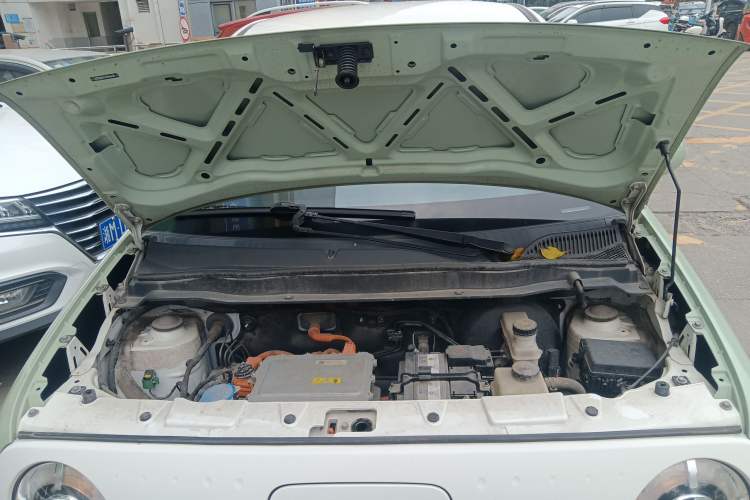 Used ORA Black Cat 2022 351 km Standard Version Ternary Lithium Engine Bay