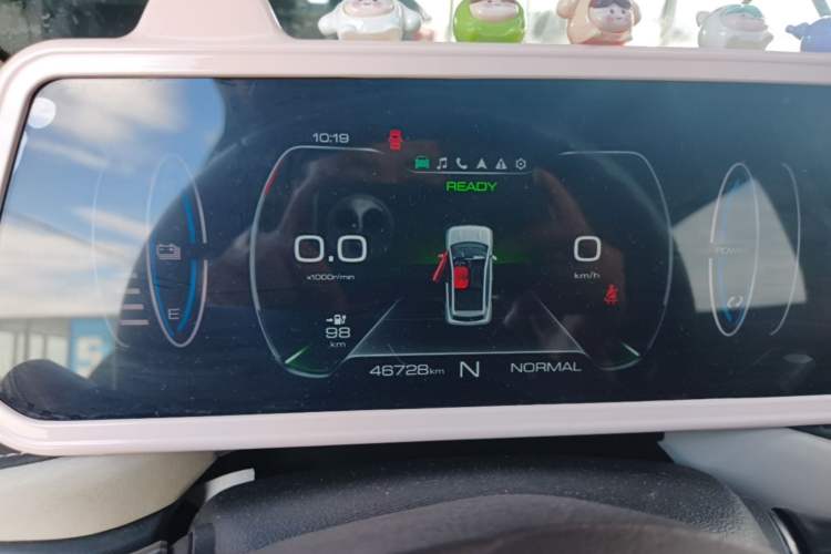 Used ORA Black Cat 2022 351 km Range Comfort Version Lithium Iron Phosphate Instrument Cluster