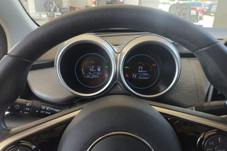 Used ORA Black Cat 2022 Updated Version 301 km Cute Pet Edition Lithium Iron Phosphate Instrument Cluster