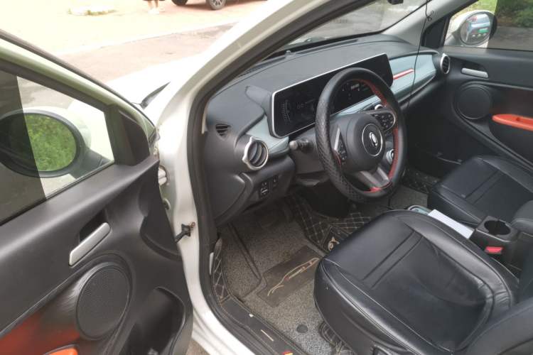 Used ORA Black Cat 2022 351 km Range Comfort Version Ternary Lithium Interior 3