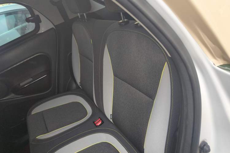 Used ORA Black Cat 2022 351 km Standard Version Ternary Lithium Interior 6