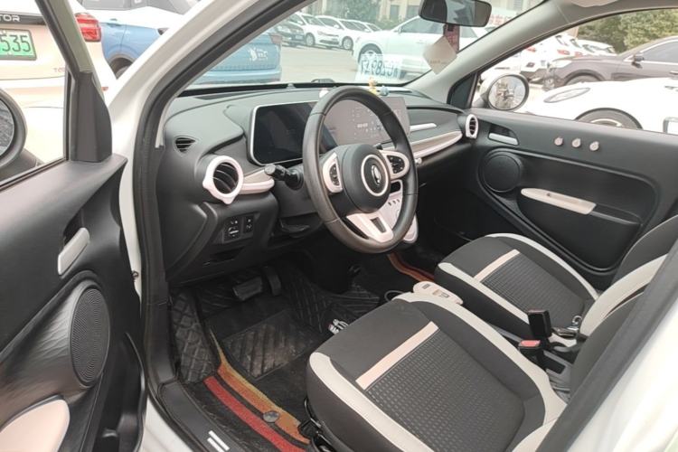 Used ORA Black Cat 2022 351 km Range Comfort Version Ternary Lithium Left Front Seat
