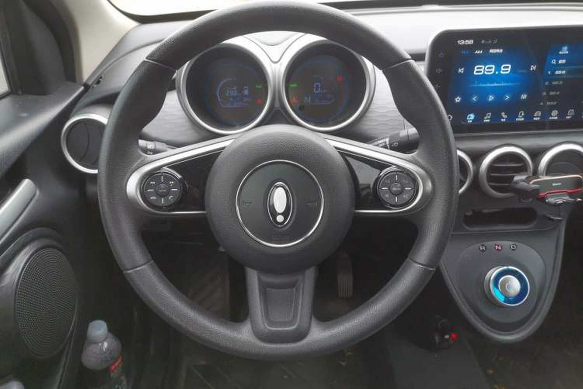Used ORA Black Cat 2022 301km Base Version Ternary Lithium Steering Wheel