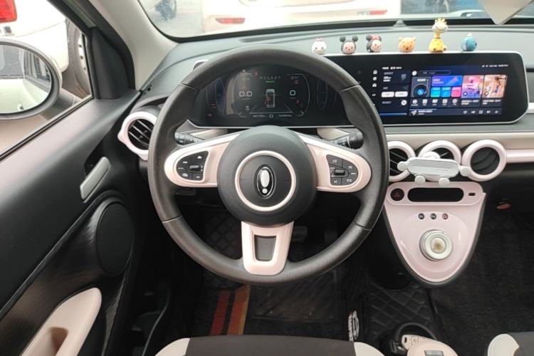 Used ORA Black Cat 2022 351 km Range Comfort Version Ternary Lithium Steering Wheel