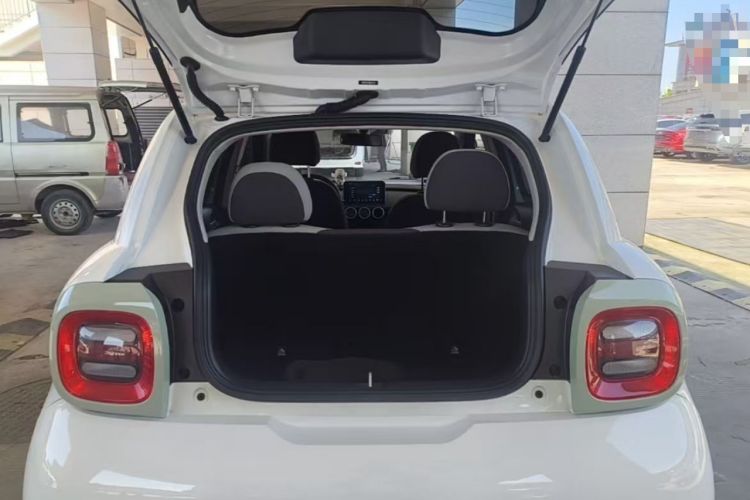 Used ORA Black Cat 2022 Updated Version 301 km Cute Pet Edition Lithium Iron Phosphate Trunk