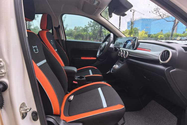 Used ORA Black Cat 2022 351 km Comfort Version Ternary Lithium Interior 4