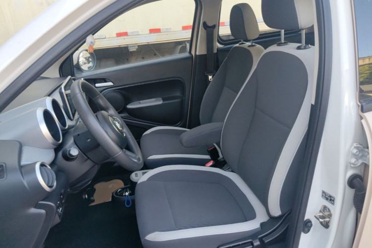 Used ORA Black Cat 2022 301km "Cute Pet" Version – Lithium Iron Phosphate Left Front Seat
