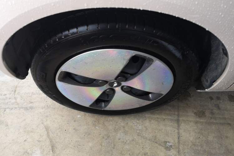 Used ORA Black Cat 2022 301km "Cute Pet" Version – Lithium Iron Phosphate Left Front Wheel Hub