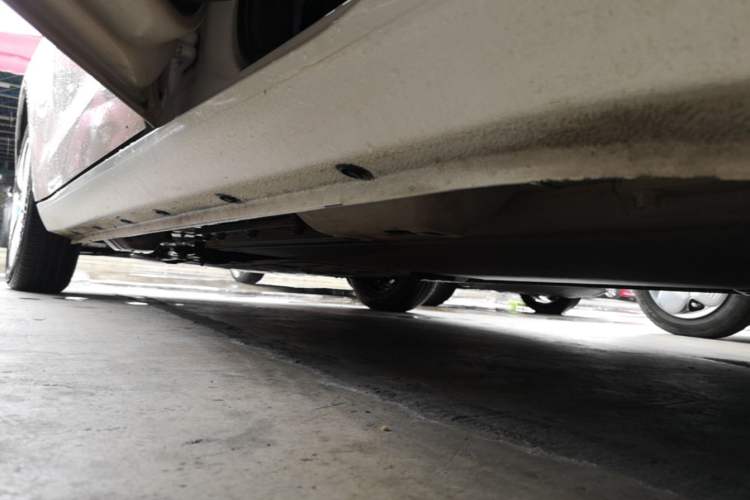 Used ORA Black Cat 2022 301km "Cute Pet" Version – Lithium Iron Phosphate Left Side Sill