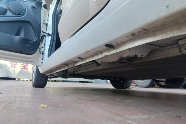 Used ORA Black Cat 2022 301km "Cute Pet" Version – Lithium Iron Phosphate Left Side Sill