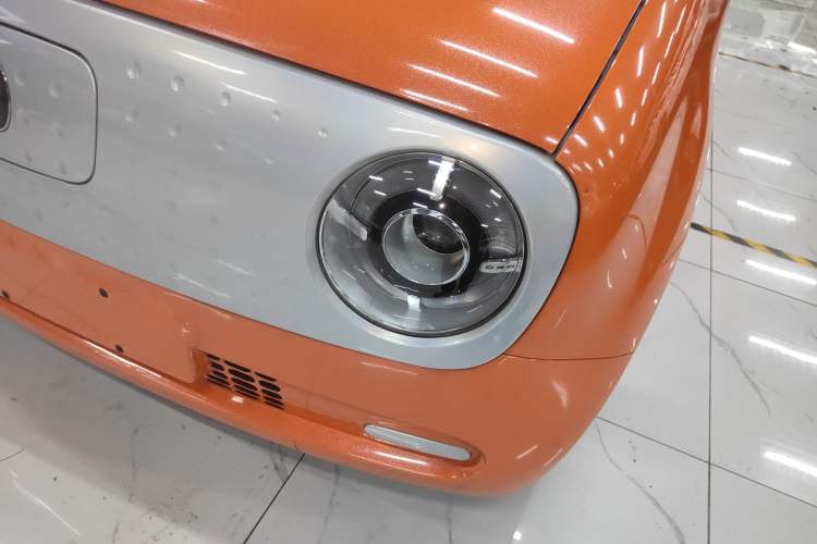 Used ORA Black Cat 2022 301km "Cute Pet" Version – Lithium Iron Phosphate Left Front Headlight