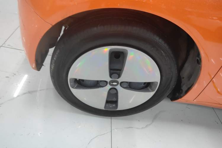 Used ORA Black Cat 2022 301km "Cute Pet" Version – Lithium Iron Phosphate Left Front Wheel Hub