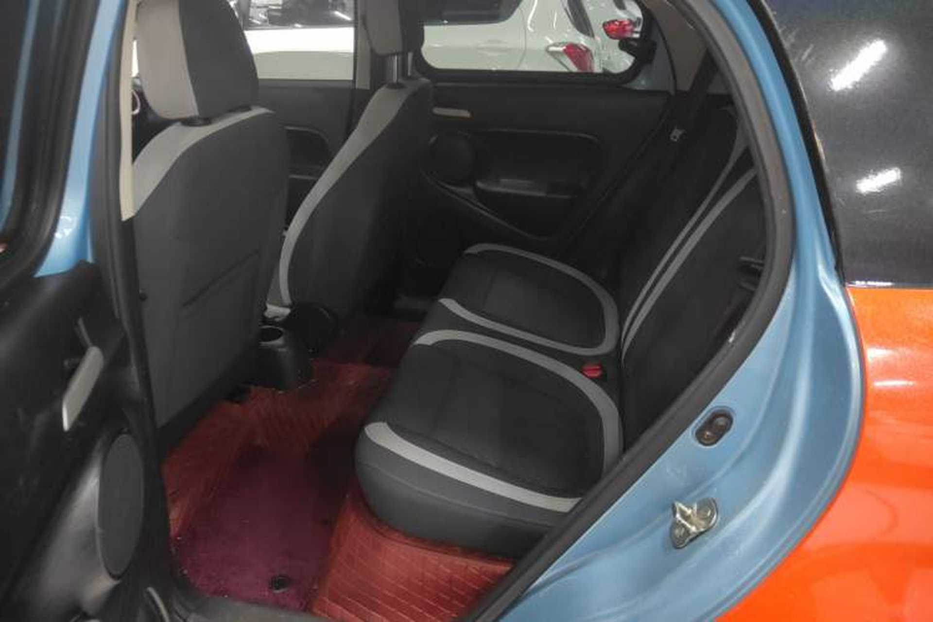 Used ORA Black Cat 2022 301km "Cute Pet" Version – Lithium Iron Phosphate Left Rear Seat