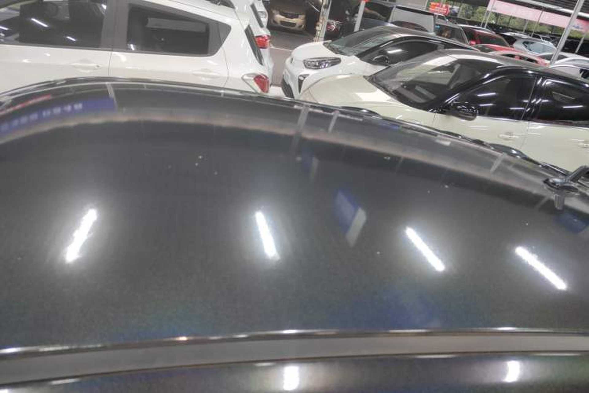Used ORA Black Cat 2022 301km "Cute Pet" Version – Lithium Iron Phosphate Roof