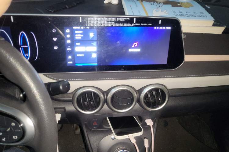 Used ORA Black Cat 2022 351 km Comfort Version Ternary Lithium Audio And AC Panel