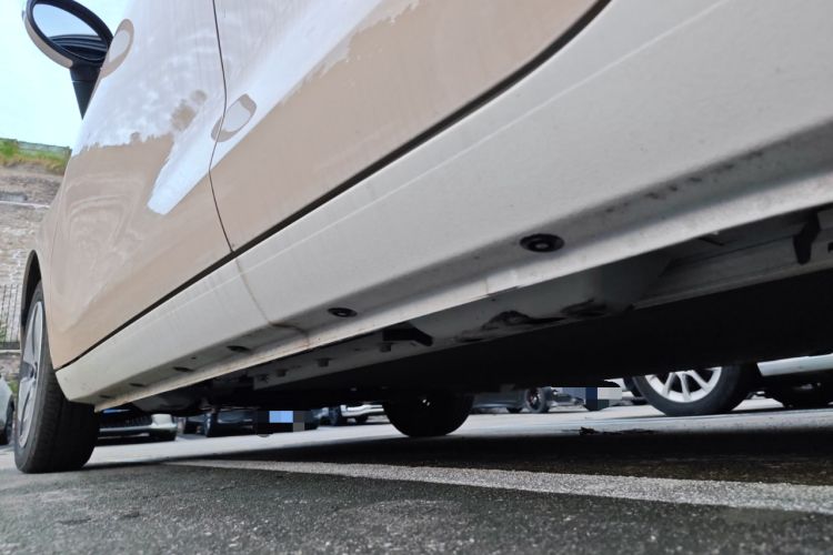 Used ORA Black Cat 2022 301km "Cute Pet" Version – Lithium Iron Phosphate Chassis Rear Left