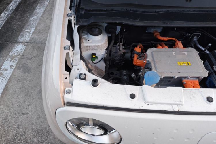 Used ORA Black Cat 2022 301km "Cute Pet" Version – Lithium Iron Phosphate Engine Bay Right