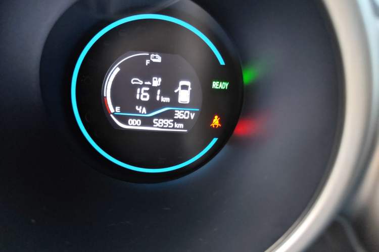 Used ORA Black Cat 2022 301km "Cute Pet" Version – Lithium Iron Phosphate Odometer Close Up