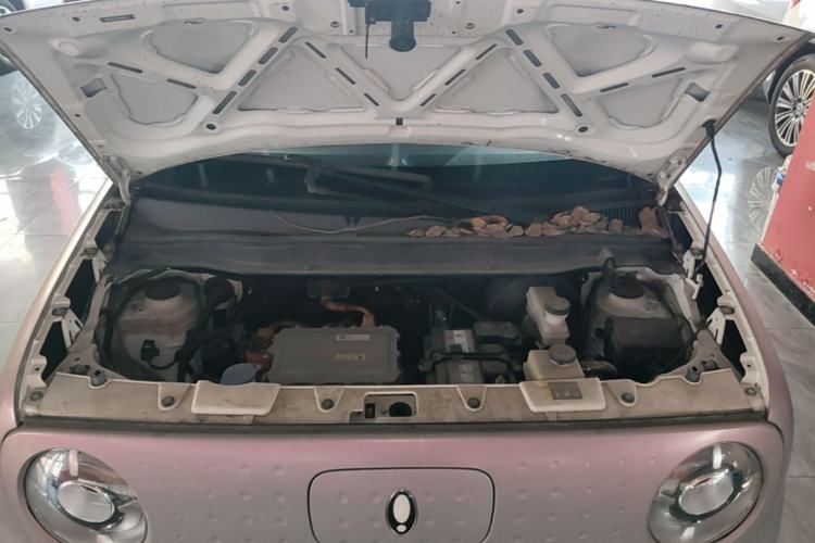 Used ORA Black Cat 2022 301km "Cute Pet" Version – Lithium Iron Phosphate Engine Bay