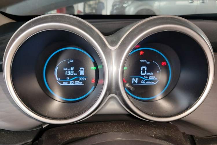 Used ORA Black Cat 2022 301km "Cute Pet" Version – Lithium Iron Phosphate Instrument Cluster