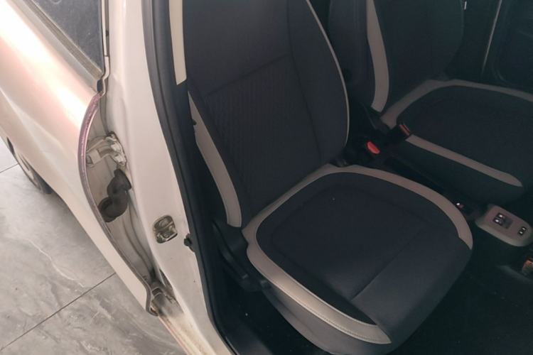 Used ORA Black Cat 2022 301km "Cute Pet" Version – Lithium Iron Phosphate Right Front Seat