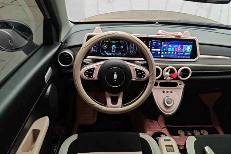 Used ORA Black Cat 2022 351 km Range Comfort Version Ternary Lithium Steering Wheel