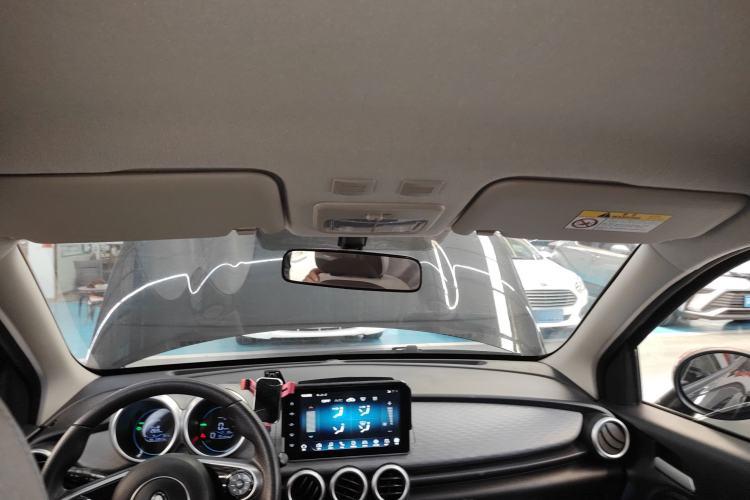 Used ORA Black Cat 2022 301km Base Version Ternary Lithium Headliner