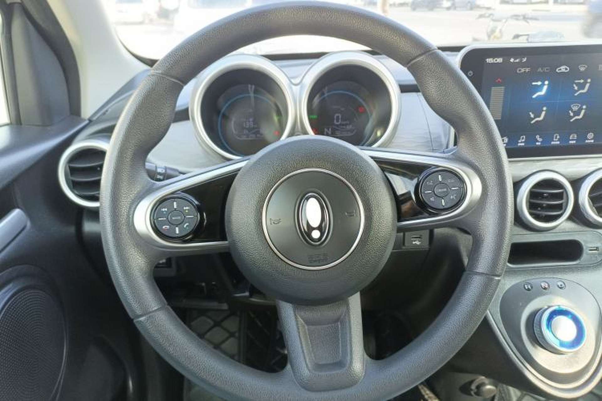 Used ORA Black Cat 2022 351 km Standard Version Ternary Lithium Steering Wheel