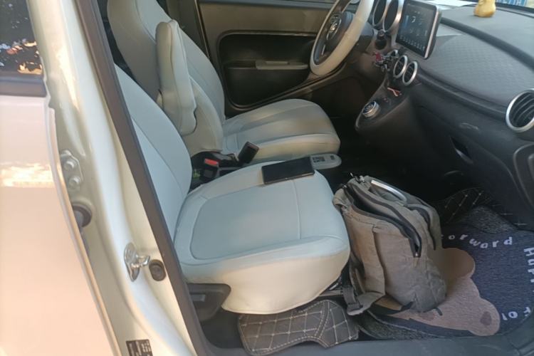Used ORA Black Cat 2022 301km "Cute Pet" Version – Lithium Iron Phosphate Right Front Seat