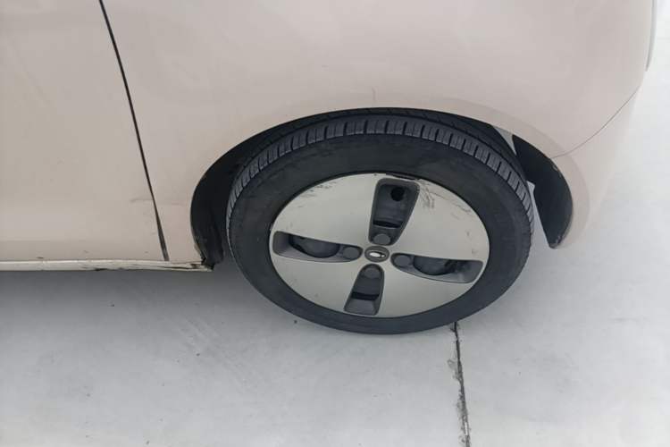 Used ORA Black Cat 2022 301km "Cute Pet" Version – Lithium Iron Phosphate Right Rear Wheel Hub