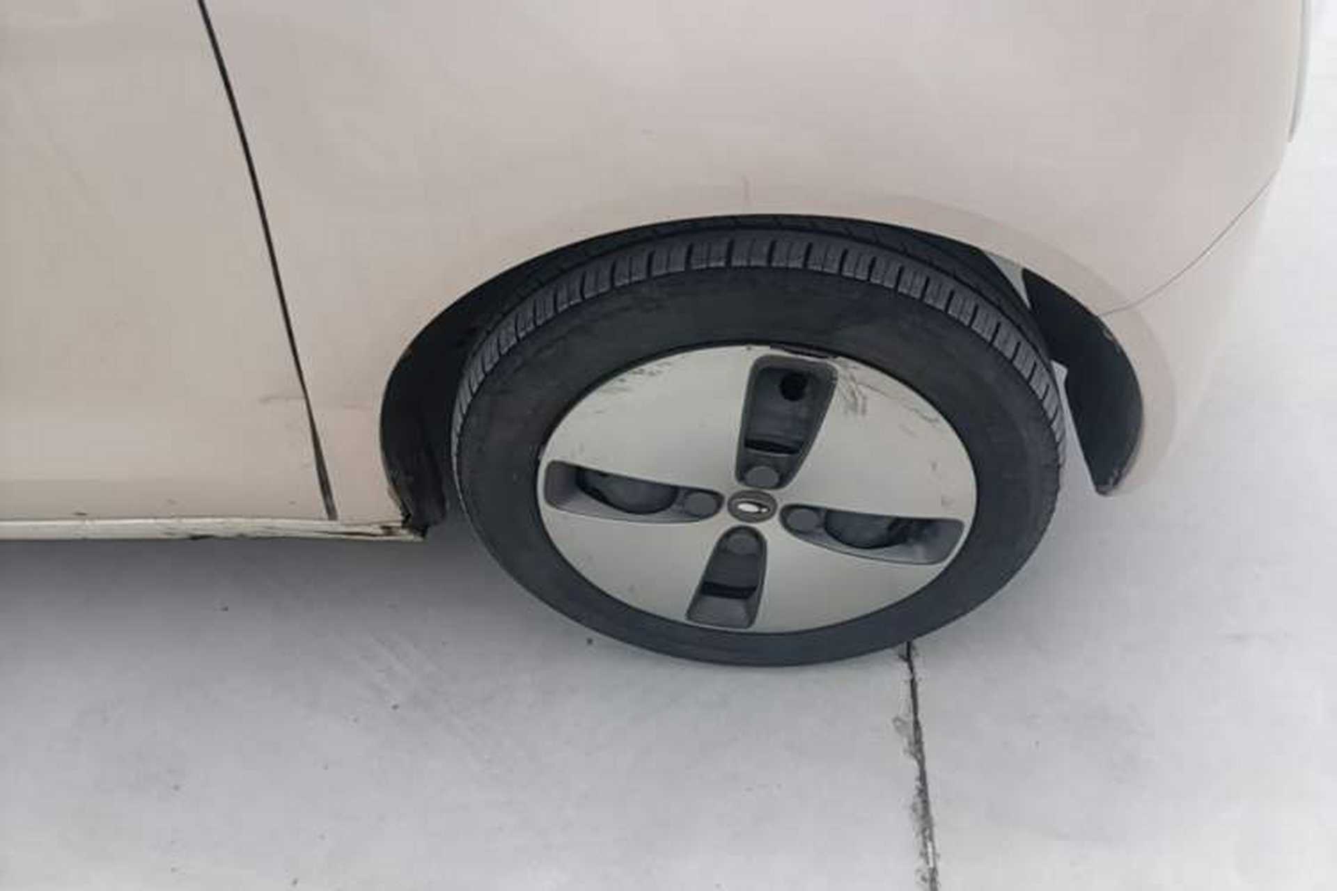 Used ORA Black Cat 2022 301km "Cute Pet" Version – Lithium Iron Phosphate Right Rear Wheel Hub
