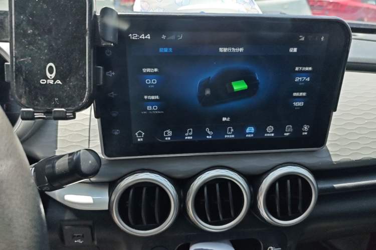 Used ORA Black Cat 2022 301km "Cute Pet" Version – Lithium Iron Phosphate Audio And AC Panel