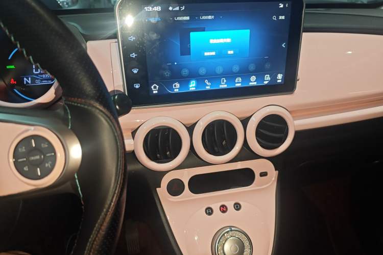 Used ORA Black Cat 2022 351 km Standard Version Ternary Lithium Audio And AC Panel