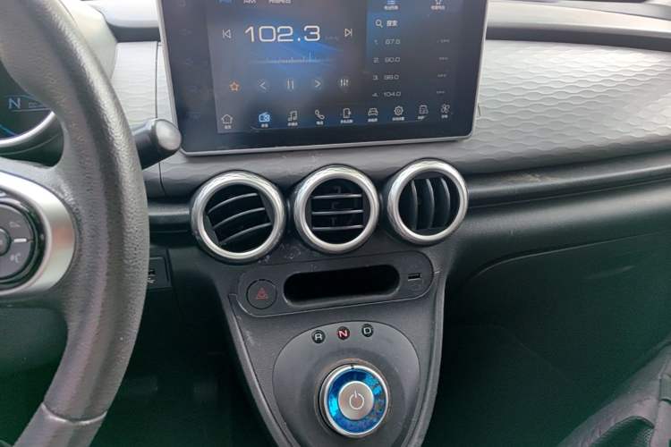 Used ORA Black Cat 2022 301km Base Version Ternary Lithium Audio And AC Panel