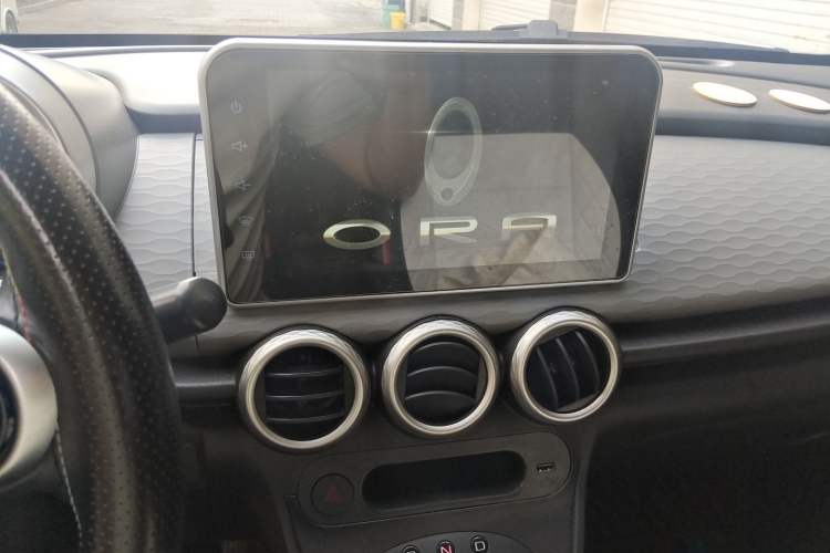 Used ORA Black Cat 2022 351 km Standard Version Ternary Lithium Audio And AC Panel