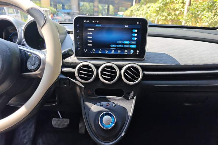 Used ORA Black Cat 2022 Updated Version 301 km Cute Pet Edition Lithium Iron Phosphate Audio And AC Panel