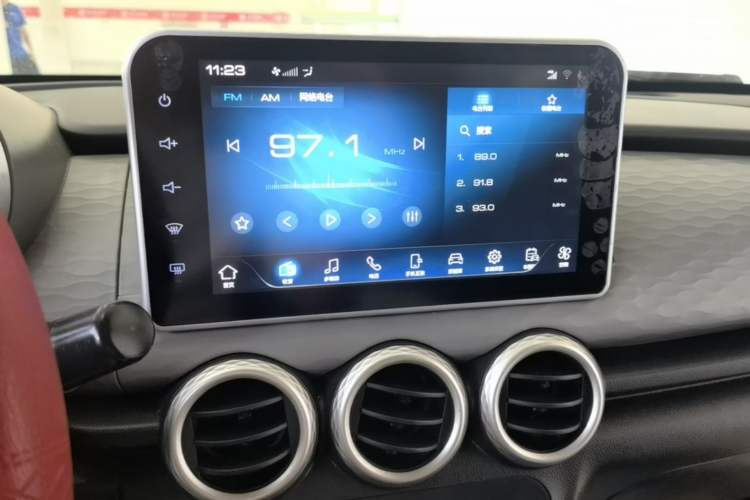 Used ORA Black Cat 2022 Updated Version 301 km Cute Pet Edition Lithium Iron Phosphate Audio And AC Panel