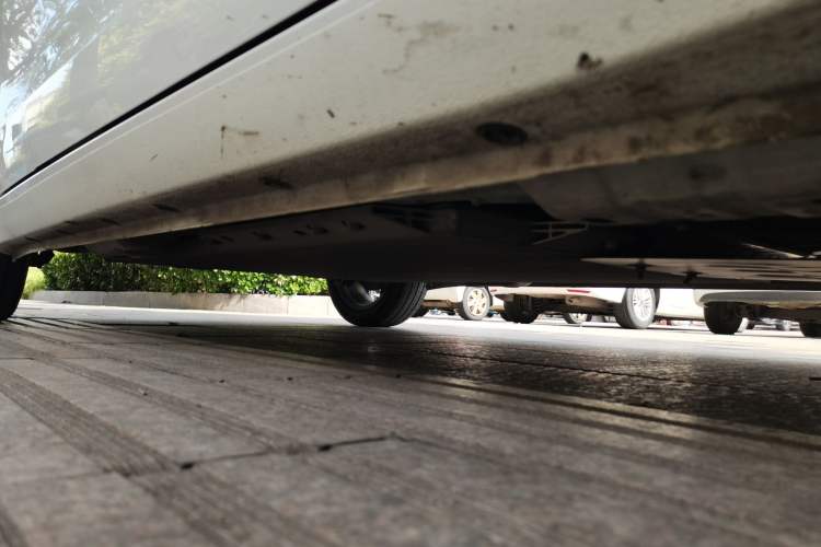 Used ORA Black Cat 2022 351 km Range Comfort Version Lithium Iron Phosphate Chassis Front Right