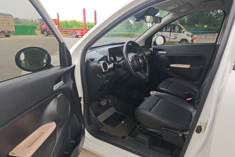 Used ORA Black Cat 2022 405 km Long-Range Version Ternary Lithium Driver Seat