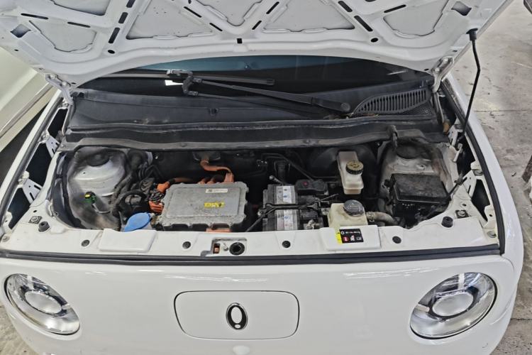 Used ORA Black Cat 2022 351 km Range Comfort Version Ternary Lithium Engine Bay