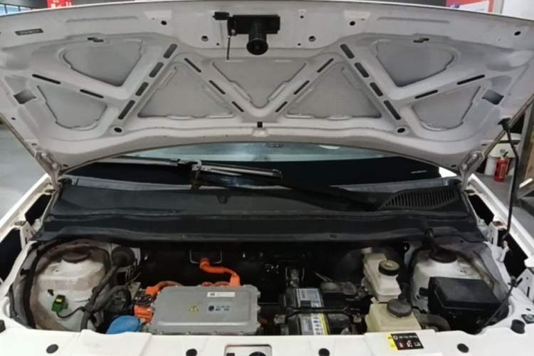 Used ORA Black Cat 2022 301km "Cute Pet" Version – Lithium Iron Phosphate Engine Bay