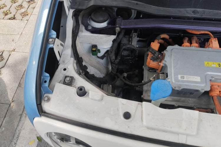 Used ORA Black Cat 2022 405 km Long-Range Version Ternary Lithium Engine Bay Right