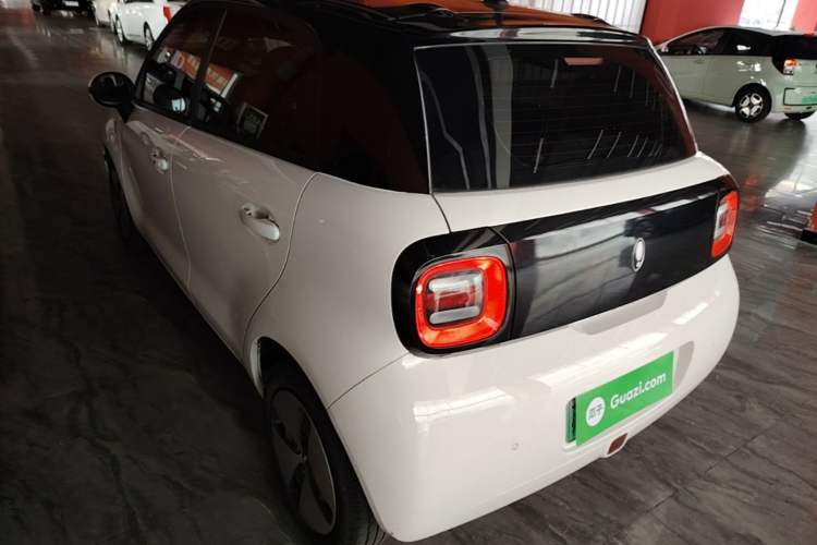 Used ORA Black Cat 2022 301km "Cute Pet" Version – Lithium Iron Phosphate Exterior 2