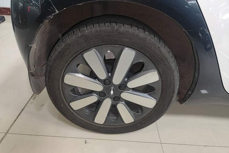 Used ORA Black Cat 2022 351 km Standard Version Ternary Lithium Exterior 5