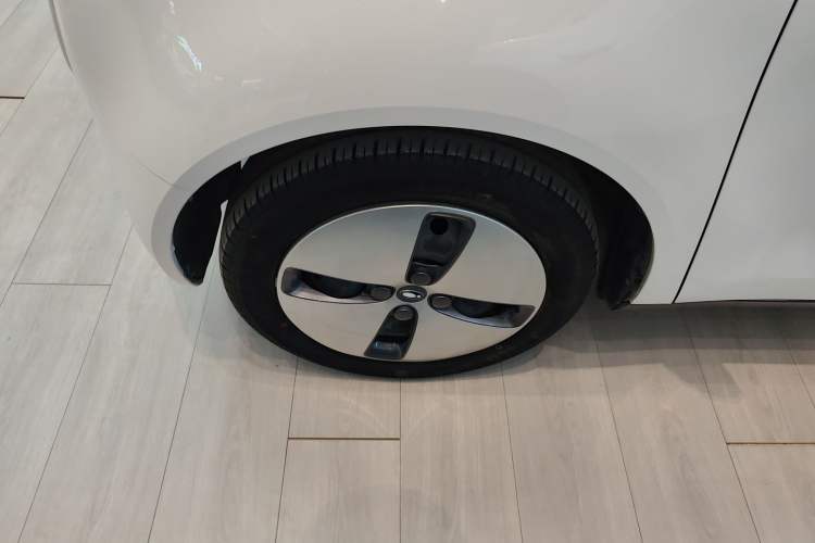 Used ORA Black Cat 2022 301km "Cute Pet" Version – Lithium Iron Phosphate Exterior 7