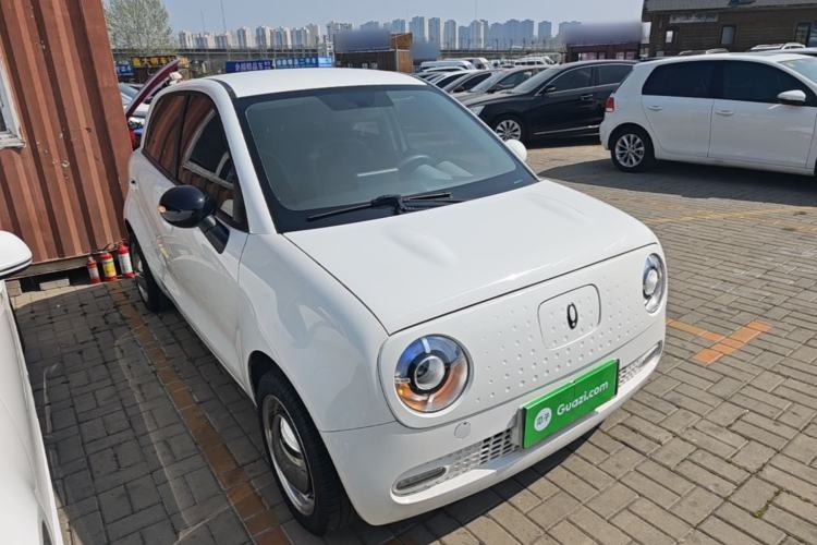 Used ORA Black Cat 2022 Updated Version 301 km Cute Pet Edition Lithium Iron Phosphate Front Right 45 Deg