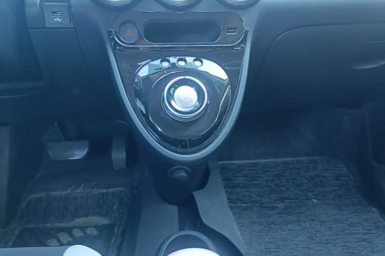 Used ORA Black Cat 2022 351 km Comfort Version Ternary Lithium Gear Lever