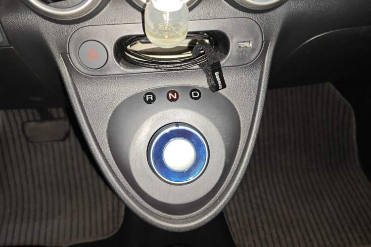 Used ORA Black Cat 2022 351 km Range Comfort Version Ternary Lithium Gear Lever